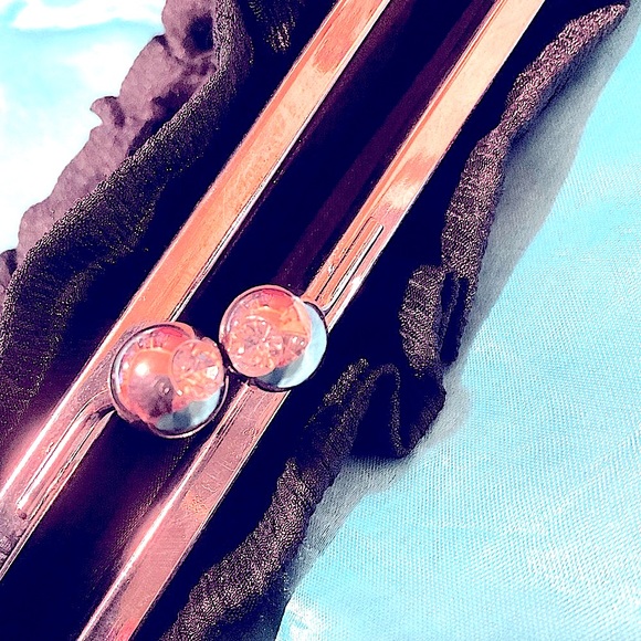 Big Crystal bow ruffled handbag Vtg Pristine 12" wide sparkly rhinestones bling - Picture 7 of 8